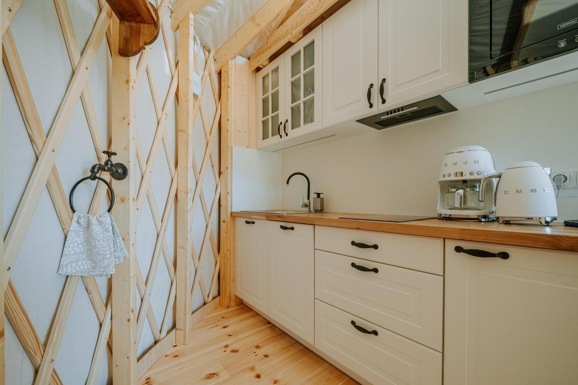 Jurta Na Wypasie - Luksusowy Namiot Z Widokiem Na Gory - Jacuzzi, Sauna, Split Ac, Private, Star View Zakopane Exterior foto